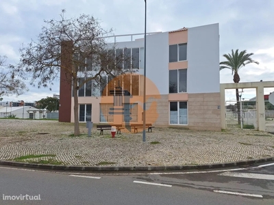 Edifício para comprar em Santa Maria, Portugal