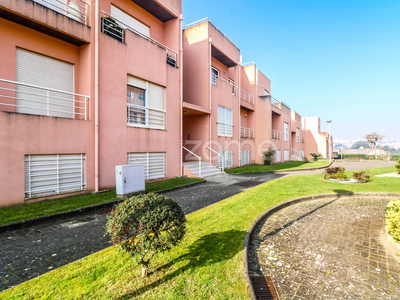 Apartamento para comprar em Valbom, Portugal