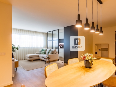 Apartamento T2 Novo com Varanda em Condominio Fechado na Alameda das Antas