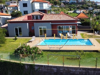 3+1 Bedrooms Villa With Outstanding Views