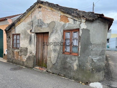 Moradia T1 à venda em Salreu