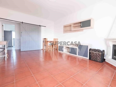 Apartamento T2 para arrendamento em Quinta do Conde