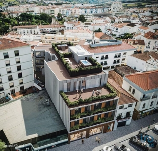 Apartamento T3 em Lisboa de 166,00 m2