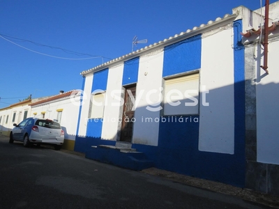 Moradia T3 com casão em Jungeiros no concelho de Aljustrel