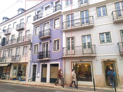 Prédio totalmente remodelado com 7 estúdios, Graça em Lisboa