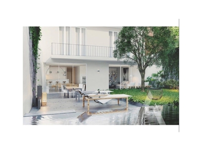 Apartamento T4 Duplex com jardim e piscina na Lapa