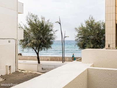 Apartamento renovado a 50 metros da praia - Faro