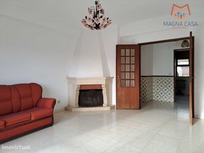 Apartamento T2 (3 assoalhadas) para venda em Agualva, Agu...