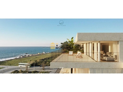 ApartamentoT2 Novo com Terraço | Vistas Panorâmicas Mar e...