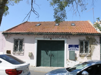 Casa Antiga à venda em Largo de Palma