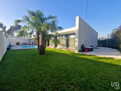Casa / Villa T3 em Mazarefes E Vila Fria de 275 m²