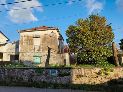 Venda Moradia para restauro em Lanheses, Viana do castelo