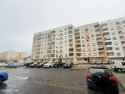 Apartamento T1 - Agualva Cacém