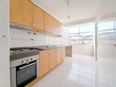 Apartamento T2 à venda em Alverca do Ribatejo e Sobralinho, Vila Franca de Xira