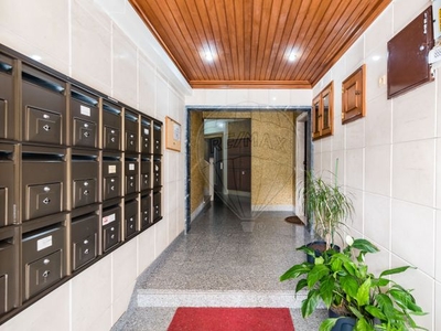 Apartamento T3 à venda em Massamá e Monte Abraão, Sintra