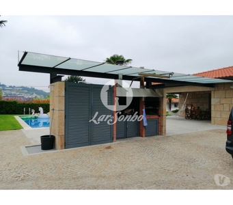 Guimaraes-Excelente Moradia de Luxo (245-M-01366)