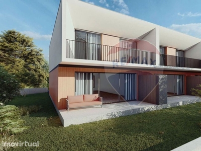 Casa T3 em Madeira de 165,00 m2
