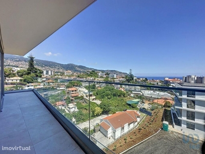 Apartamento T3 em Madeira de 180,00 m2