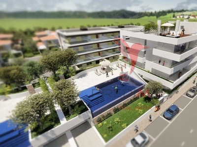 T2 novo em Portimão com piscina e estacionamento privado