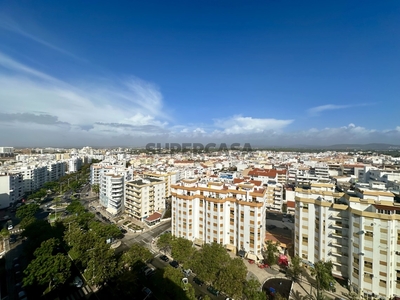 Apartamento T1 à venda na Rua Manuel Fária