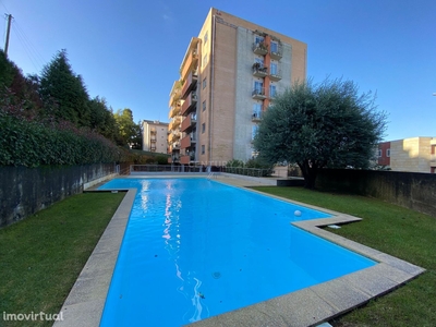 Apartamento T3 com piscina para venda