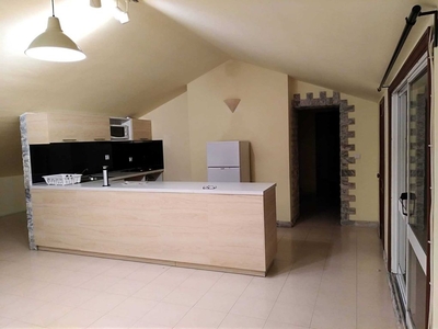 Arrenda-se apartamento T2 no centro de Albergaria-a-Velha