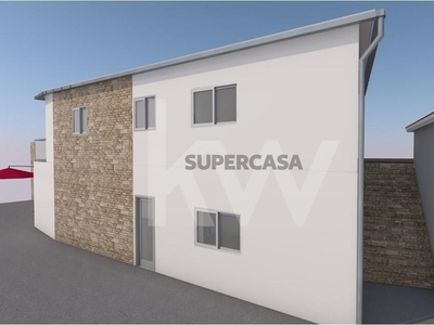 Moradia T4 Duplex à venda em Cepos e Teixeira