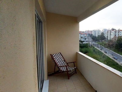 Apartamento T1 à venda em Póvoa de Santo Adrião e Olival Basto