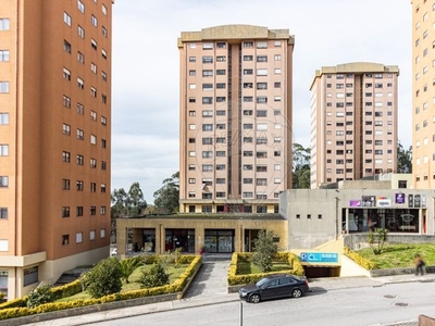 Apartamento T3 à venda em Vilar de Andorinho, Vila Nova de Gaia