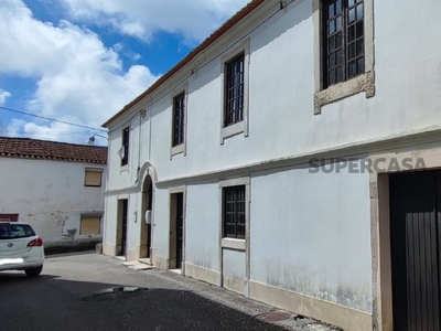 Moradia T4 à venda em Abrunheira, Verride e Vila Nova da Barca