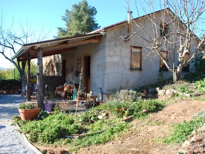 Quinta à venda em Fatela, Fundão