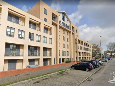 Apartamento T3 c/garagem em Paranhos Porto