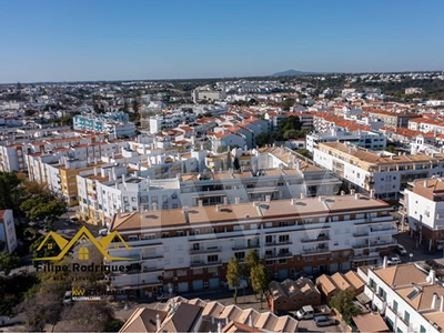 If you are looking for a 2 bedroom apartment in Tavira, don't miss this opportunity!