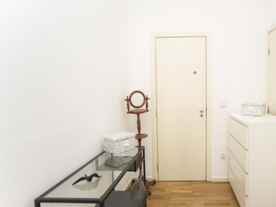 Quarto para alugar em apartamento de 2 quartos em Arroios, Lisboa