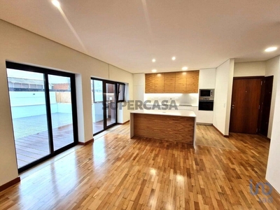 Apartamento T3 à venda em Santa Maria Maior e Monserrate e Meadela