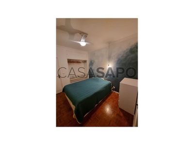 Quarto T2 para alugar em Oeiras