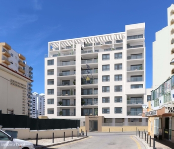 Apartamento Novo em Condomínio Fechado com 1 Quarto situado na Praia D