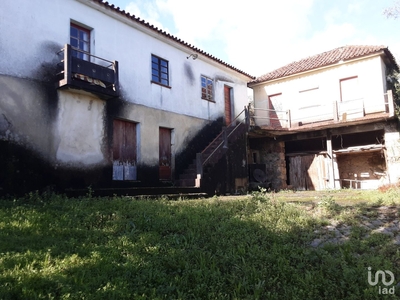 Casa / Villa T2 em Pico de Regalados, Gondiães e Mós de 80 m²