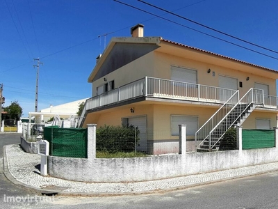 Casa / Villa T3 em Leiria de 265,00 m2