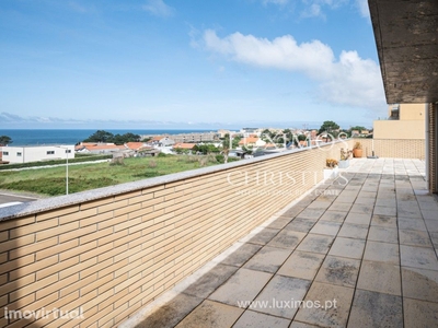 Penthouse com terraço e vista mar, para venda, em Canidelo, V. N. Gai