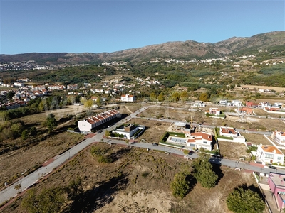 Lote / Covilhã, Teixoso