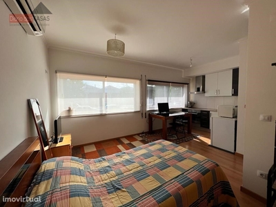 Apartamento T0 com garagem - Santa Clara (Coimbra)