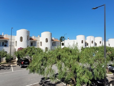 Apartamento T2 com Vista Panorâmica e Terraço com Vista Mar - Seu Paraíso no Algarve!
