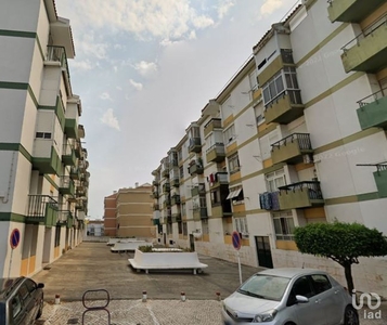 Apartamento T3 em Santa Iria de Azoia, São João da Talha e Bobadela de 84 m²