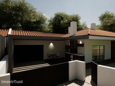 Casa / Villa T3 em Leiria de 200,00 m2