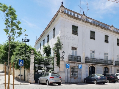 Edifício para comprar em Elvas, Portugal