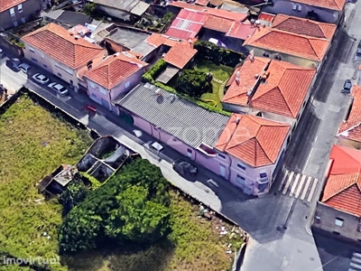 Edifício para comprar em Guifões, Portugal