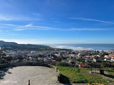 Vila Praia de Âncora: Apartamento T2 à Beira-Mar, Qualidade Superior