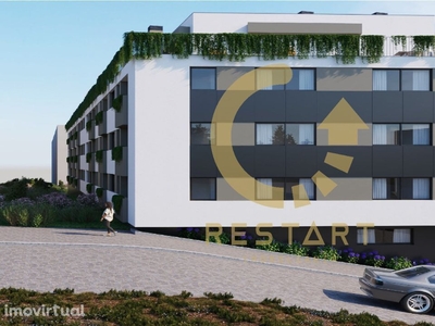 Apartamento T3 Recuado no Gold Living com terraço, lugar duplo garagem