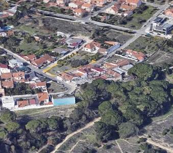 Terreno Urbano murado para construção com 1485 m2 em Vale Figueira